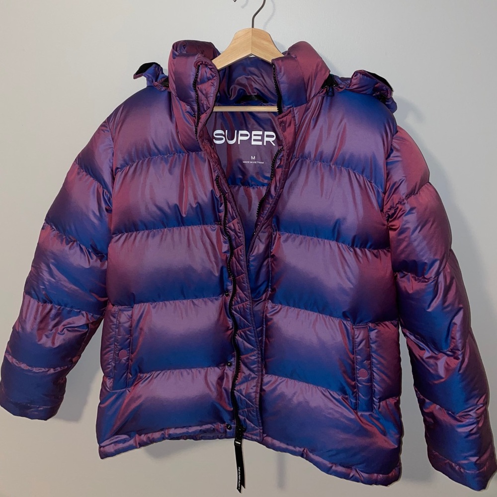 aritzia iridescent super puff!!